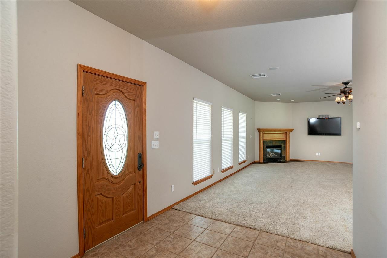 Property Photo:  122 E Hat Creek Crossing  OK 74074 