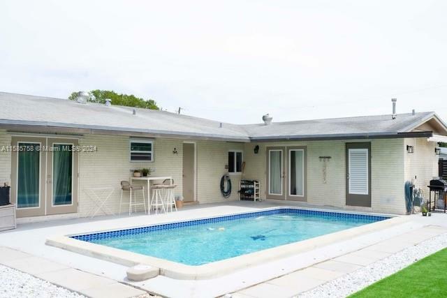 Property Photo:  9827 SW 194th St 194  FL 33157 