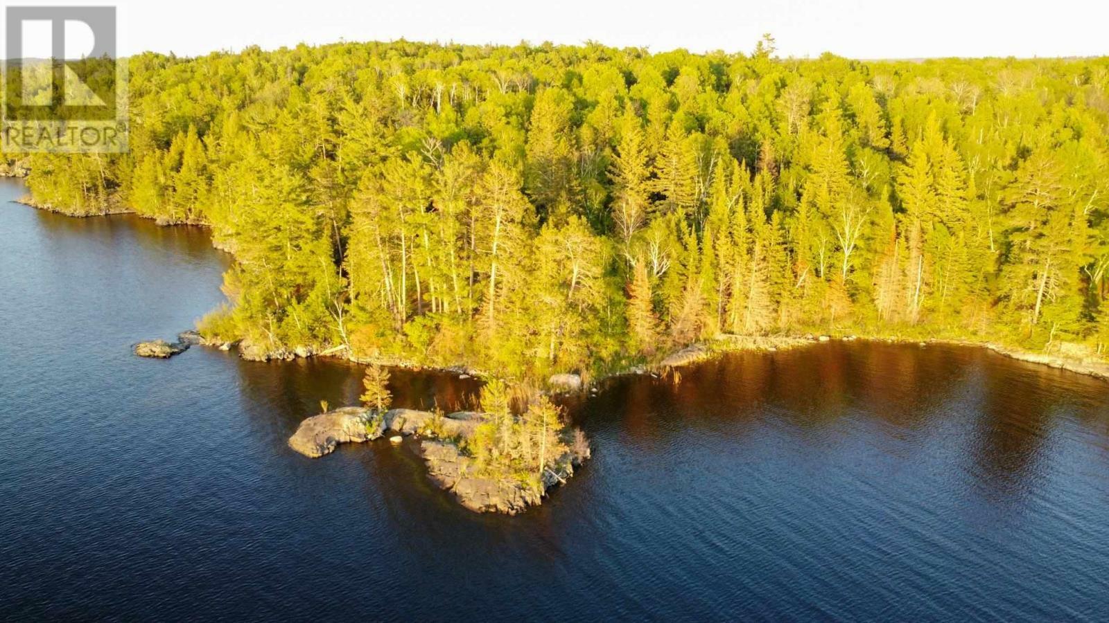Property Photo:  5 Hay Island, Lake Of The Woods  ON P0X 1H0 