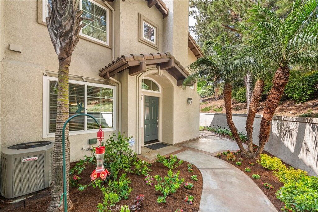 Property Photo: 55 Tierra Plano CA 92688