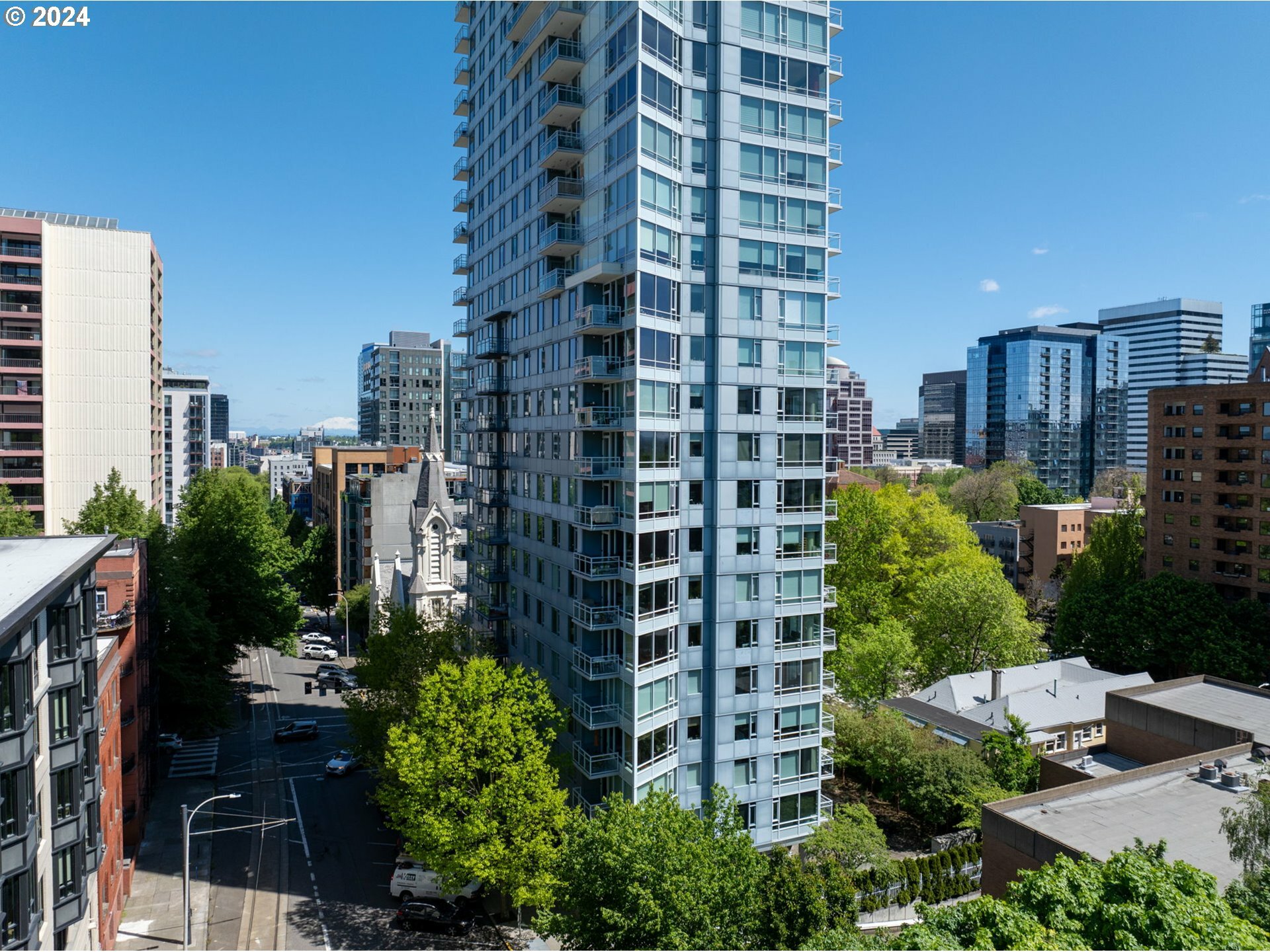 Property Photo: 1500 SW 11th Ave 601 OR 97201