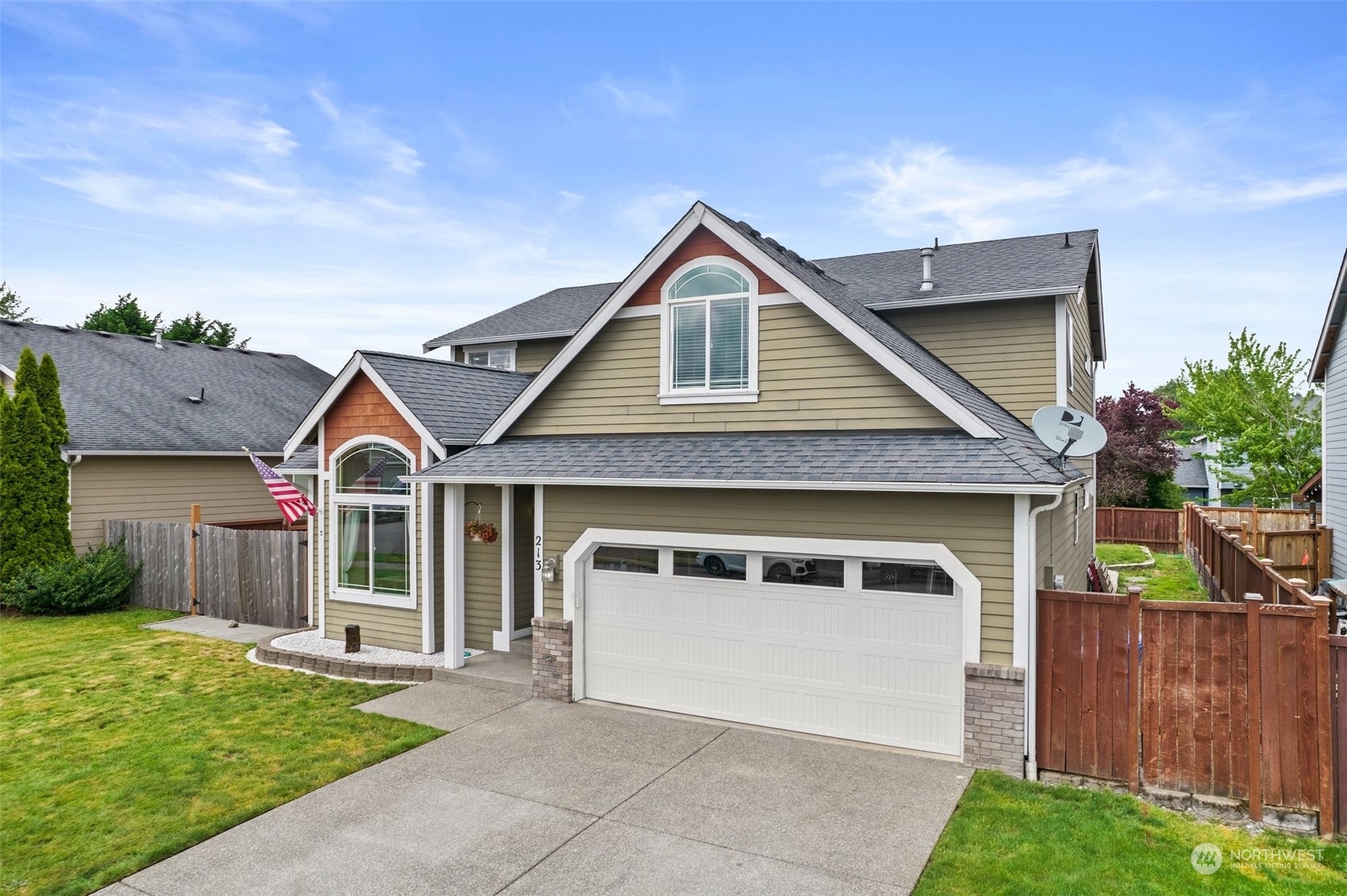 Property Photo:  213 Williams Boulevard NE  WA 98360 