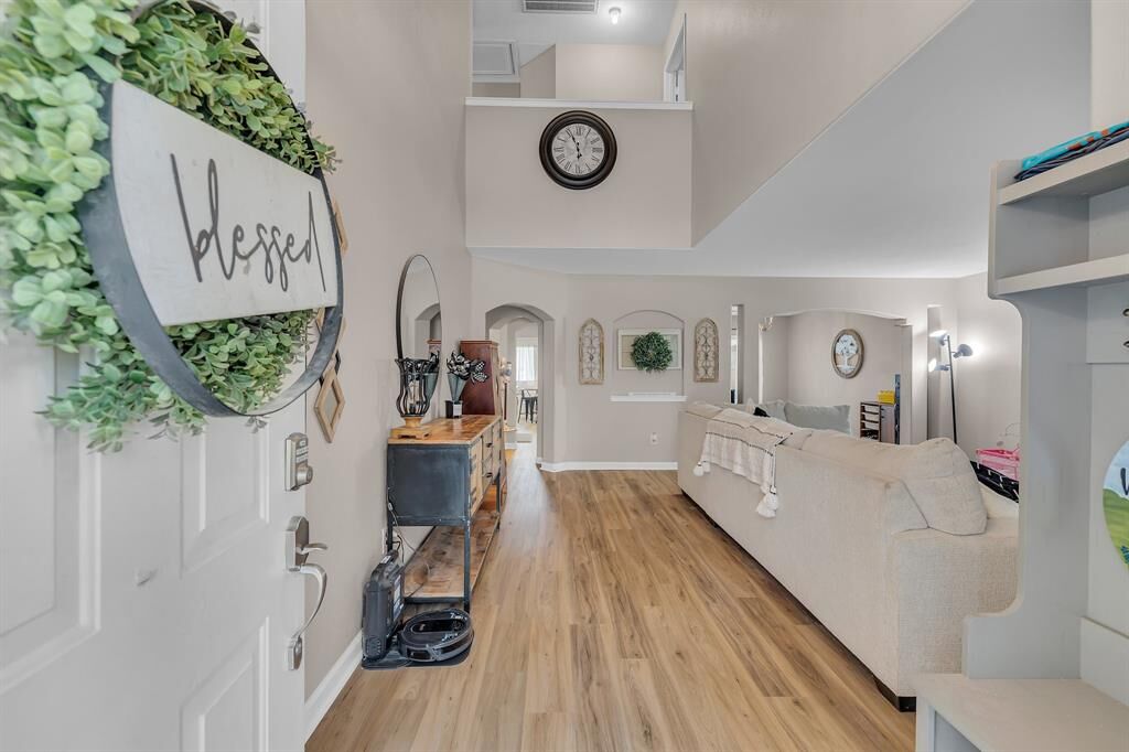 Property Photo:  10115 Elm Knoll Trail  TX 77064 