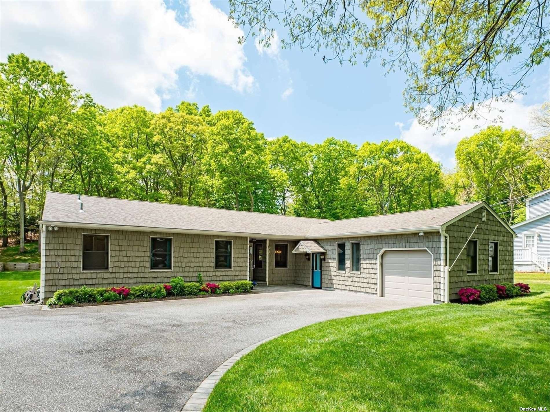 Property Photo:  16 Burham Drive  NY 11787 