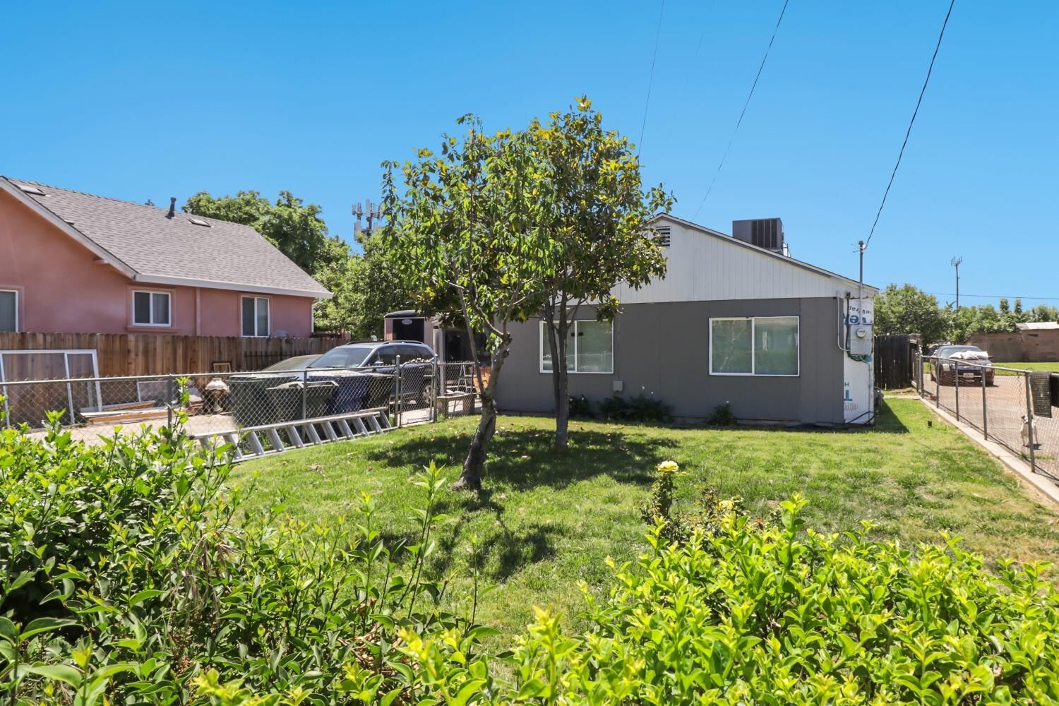 Property Photo: 4220 Sweetwater Avenue CA 95820