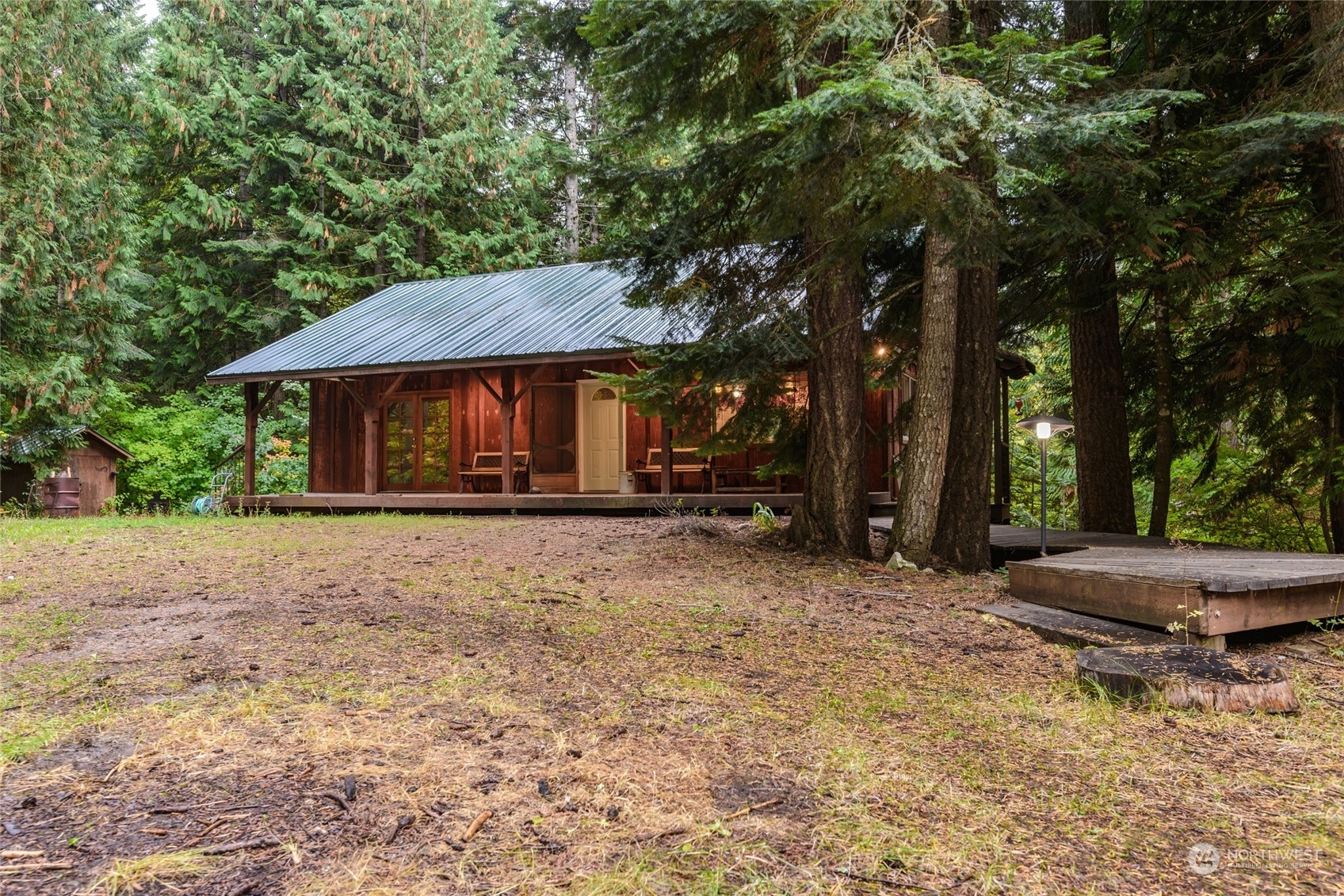 Property Photo:  1500 Hawthorn Lane  WA 98925 