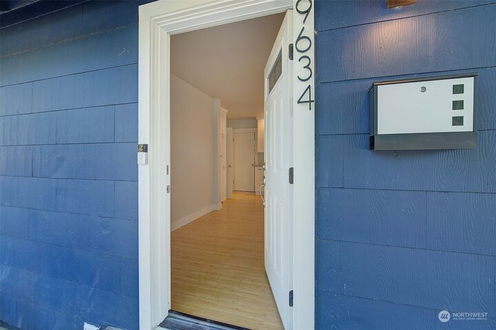 Property Photo: 9634 56th Avenue S WA 98118