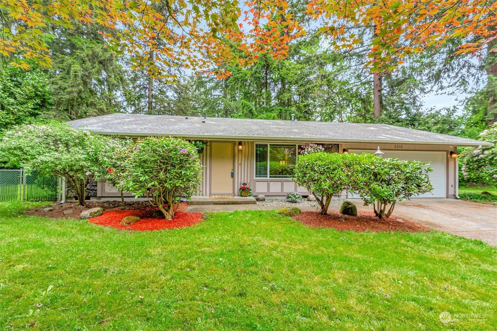 Property Photo:  5310 SE Alder Glen Court  WA 98513 