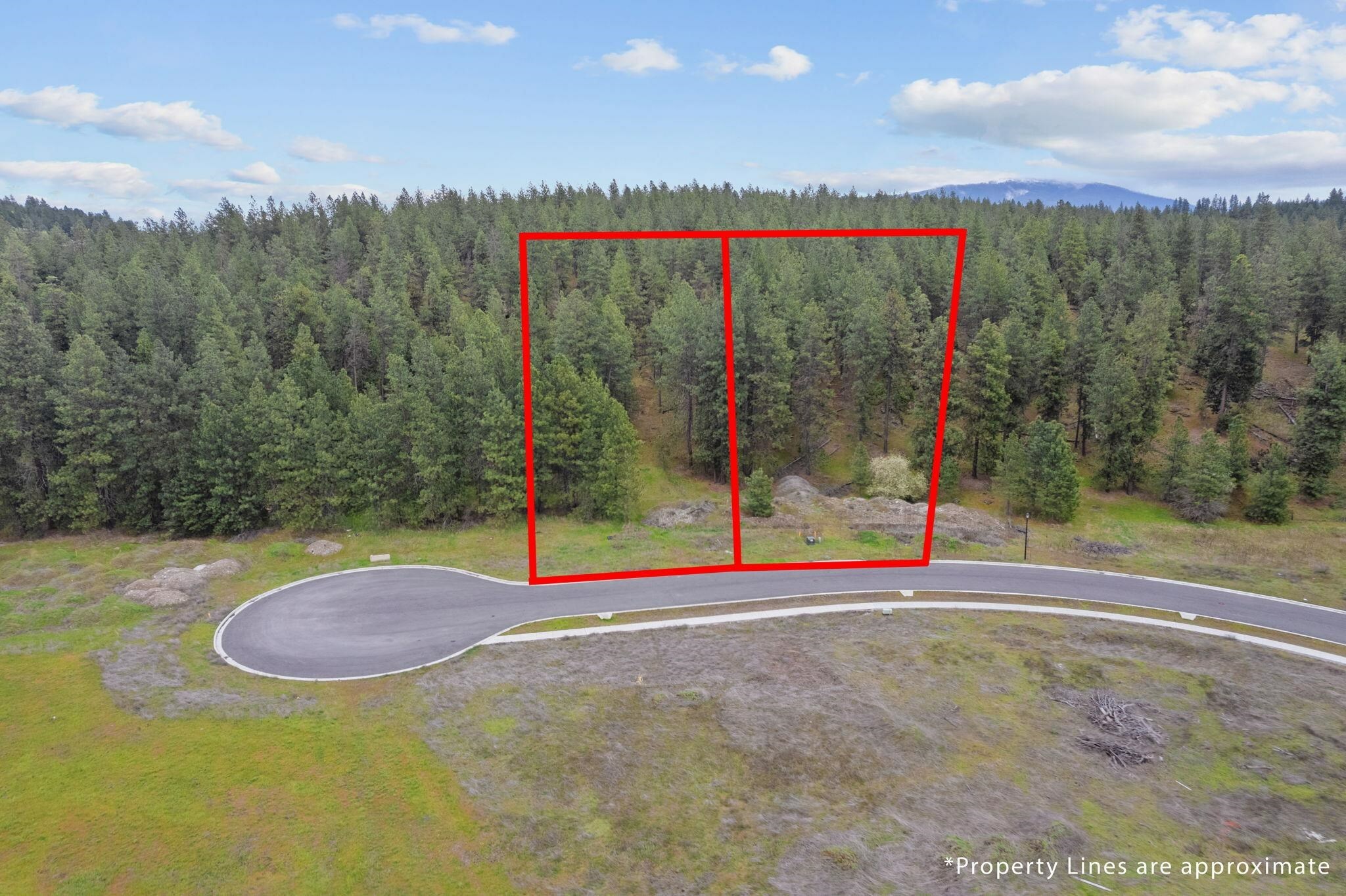 Property Photo:  15628 E 33rd Ct  WA 99037 