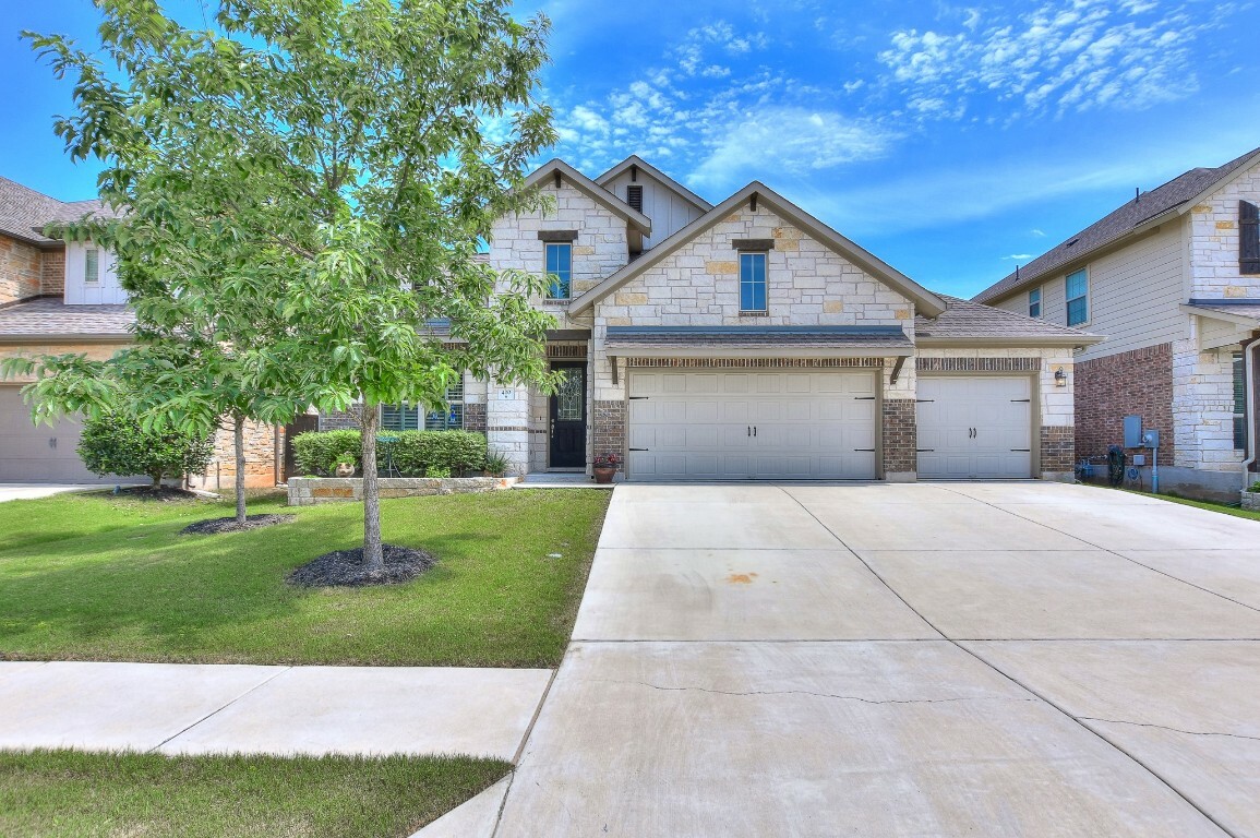 Property Photo:  420 Daniel Crossing  TX 78642 