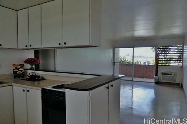 Property Photo:  