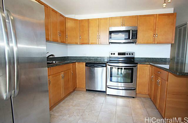 Property Photo:  