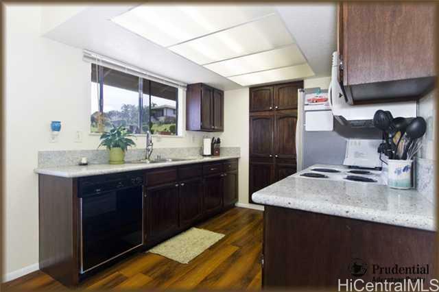 Property Photo:  98-1742 Kaahumanu Street 20D  HI 96782 