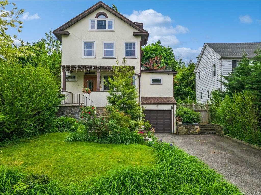 Property Photo:  408 Bronxville Road  NY 10708 