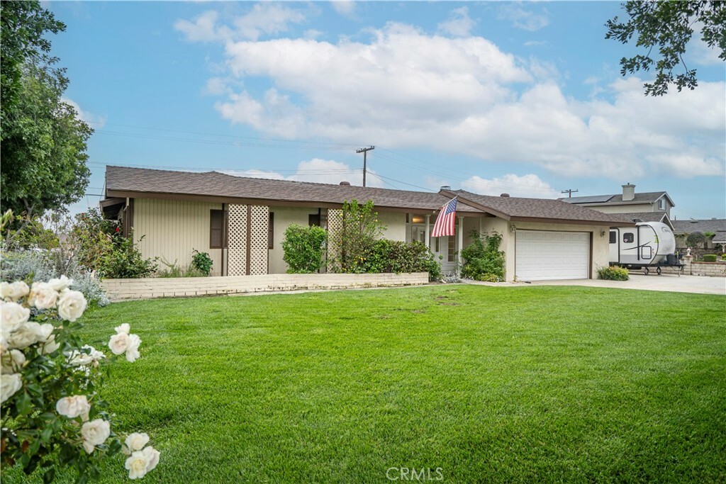 Property Photo:  2874 S Whispering Lakes Lane  CA 91761 