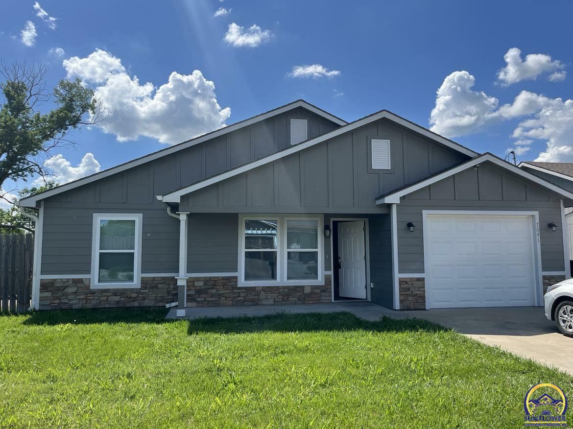 Property Photo:  7041 SW Greenview Dr  KS 66619 