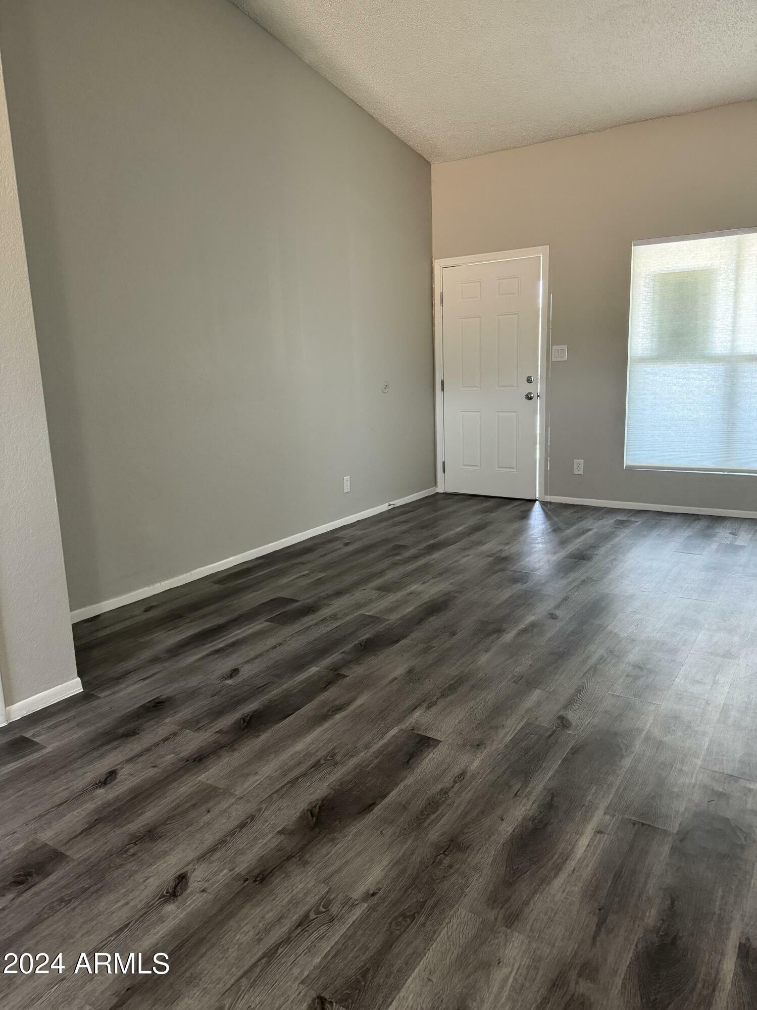 Property Photo:  465 W Ivyglen Street 214  AZ 85201 