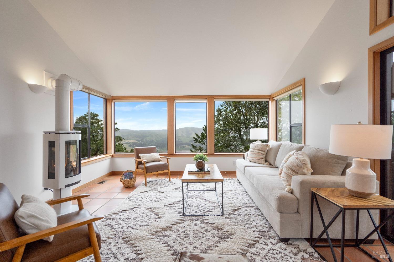 Property Photo: 35 Sunnyside Drive CA 94937
