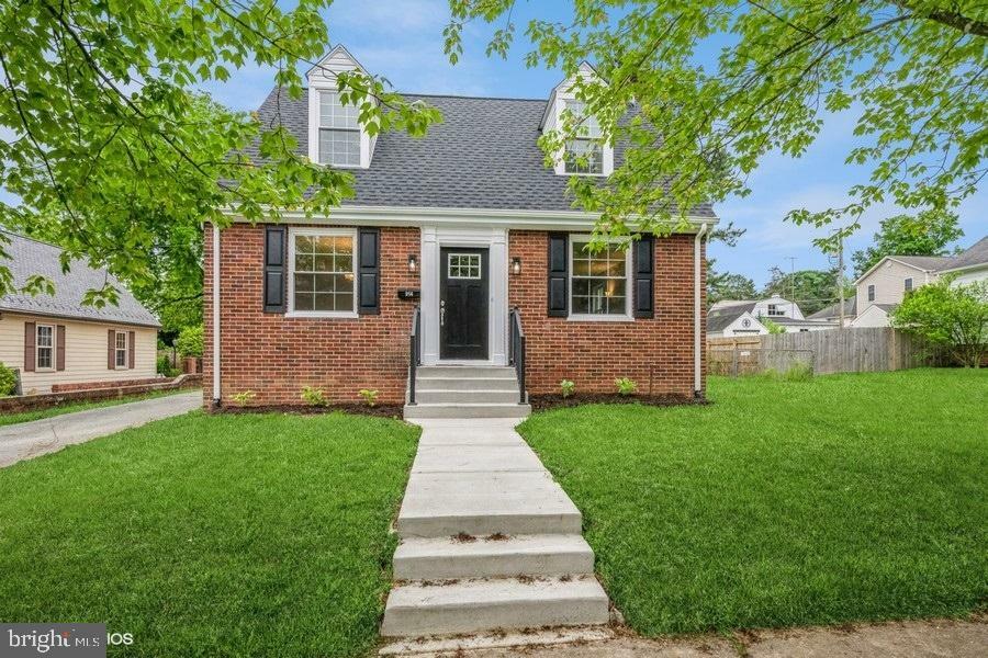 Property Photo:  914 Marye Street  VA 22401 