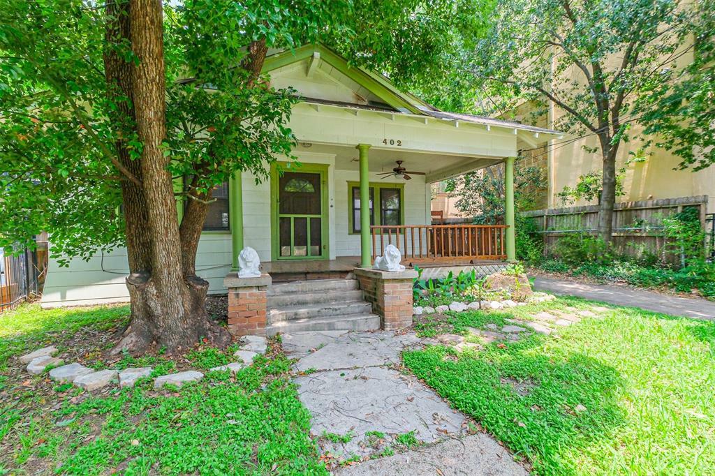 Property Photo: 402 Bomar Street TX 77006