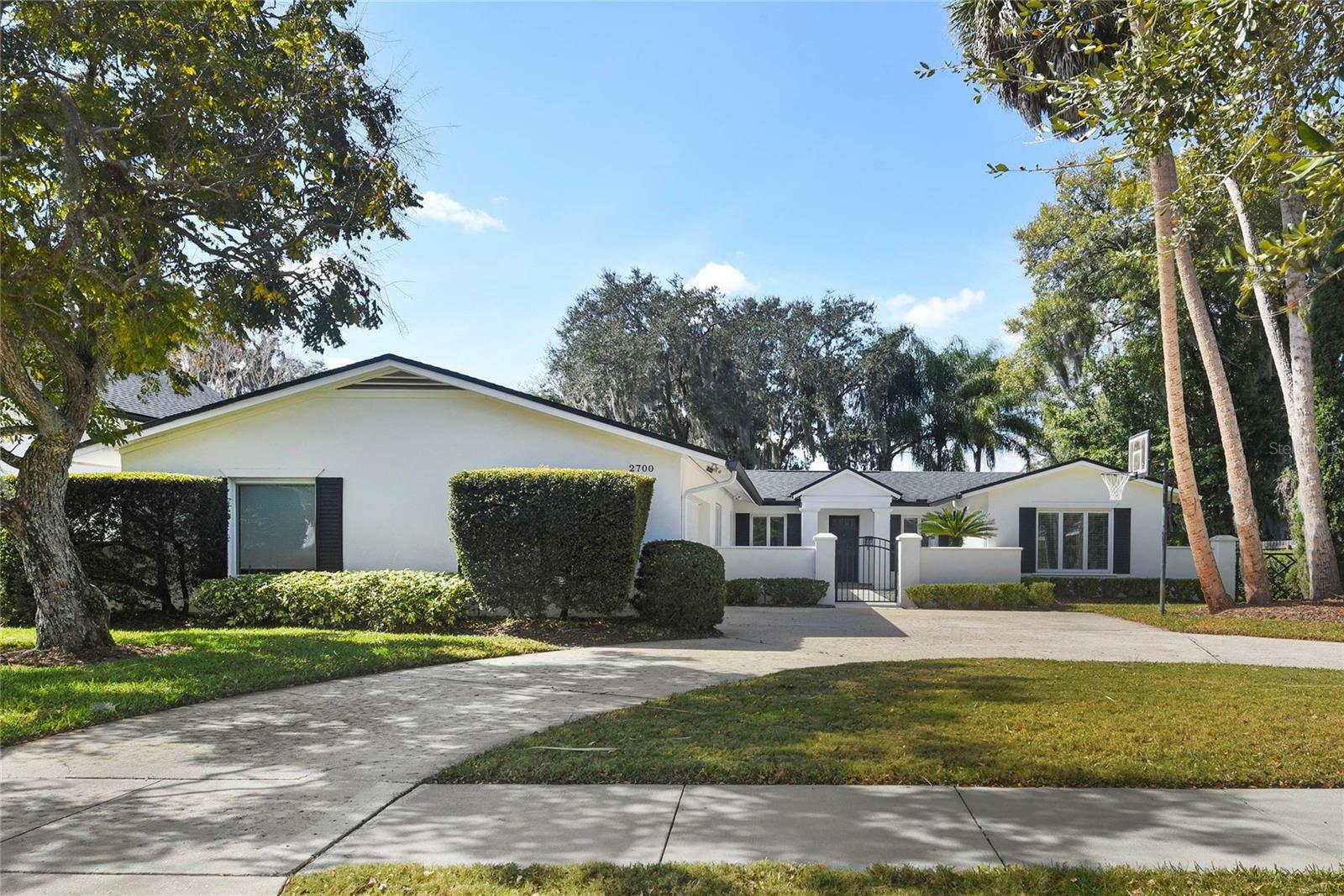 Property Photo:  2700 Norfolk Road  FL 32803 