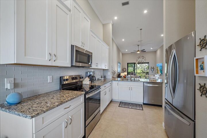 Property Photo: 12405 Osorio Court 204 FL 34238