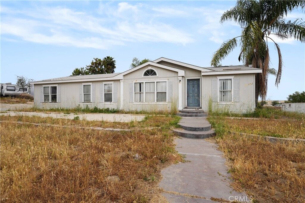 Property Photo:  22540 Markham  CA 92570 