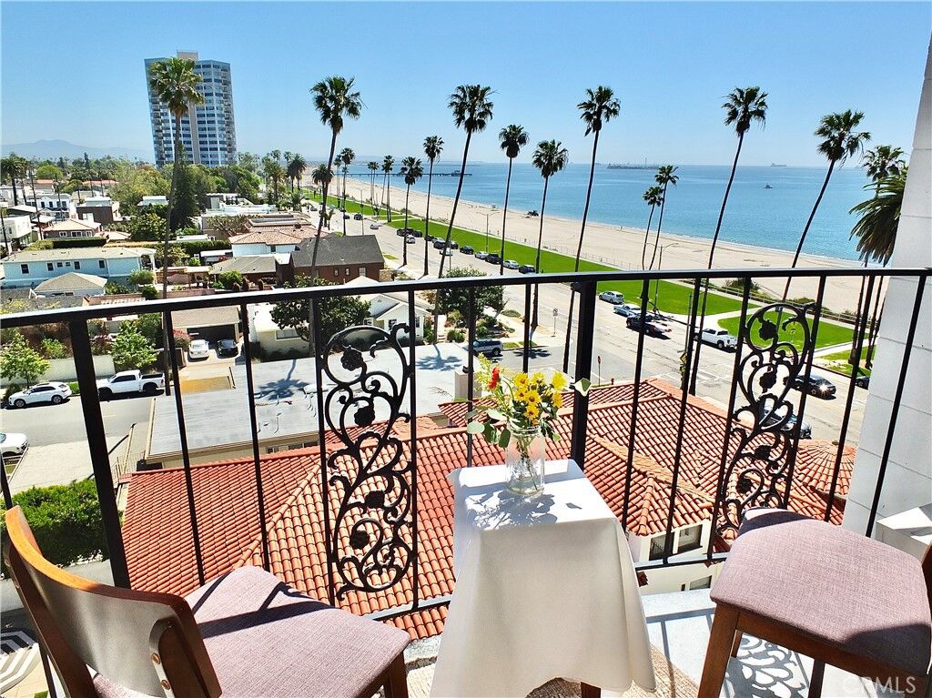Property Photo:  2601 E Ocean Boulevard 709  CA 90803 