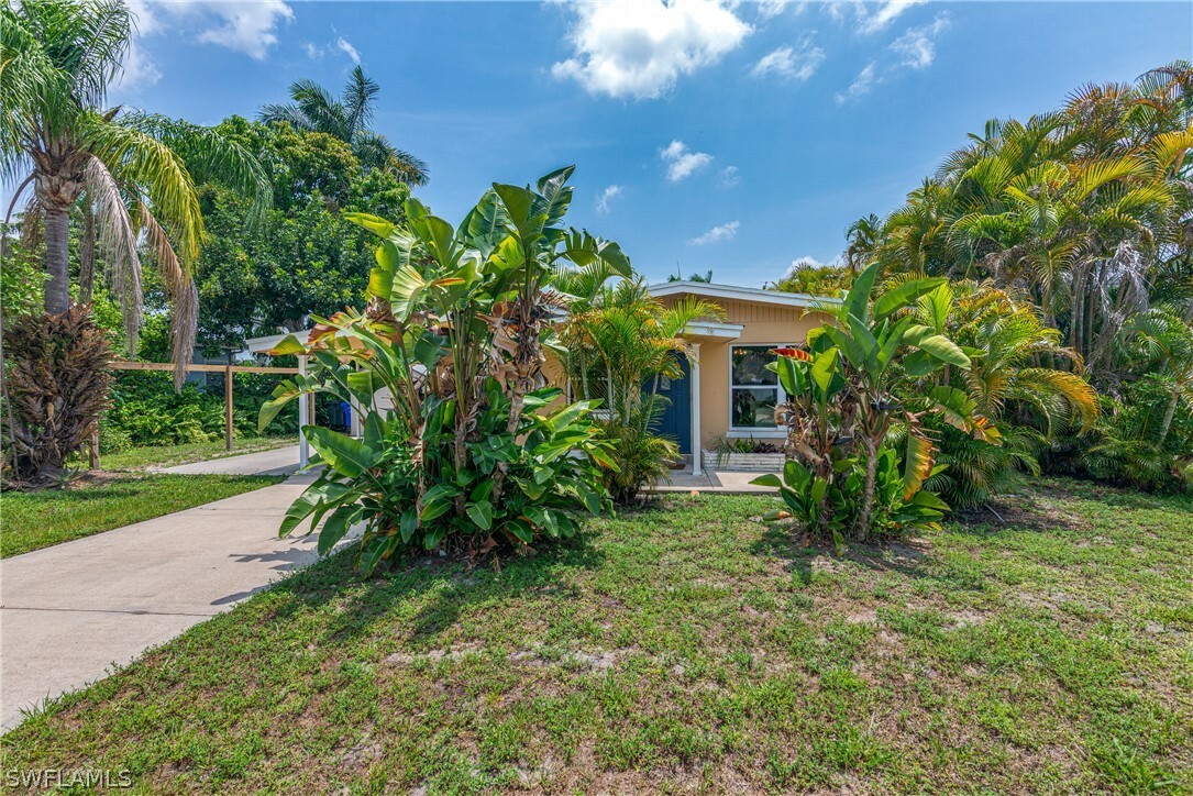 Property Photo:  1676 Braman Avenue  FL 33901 