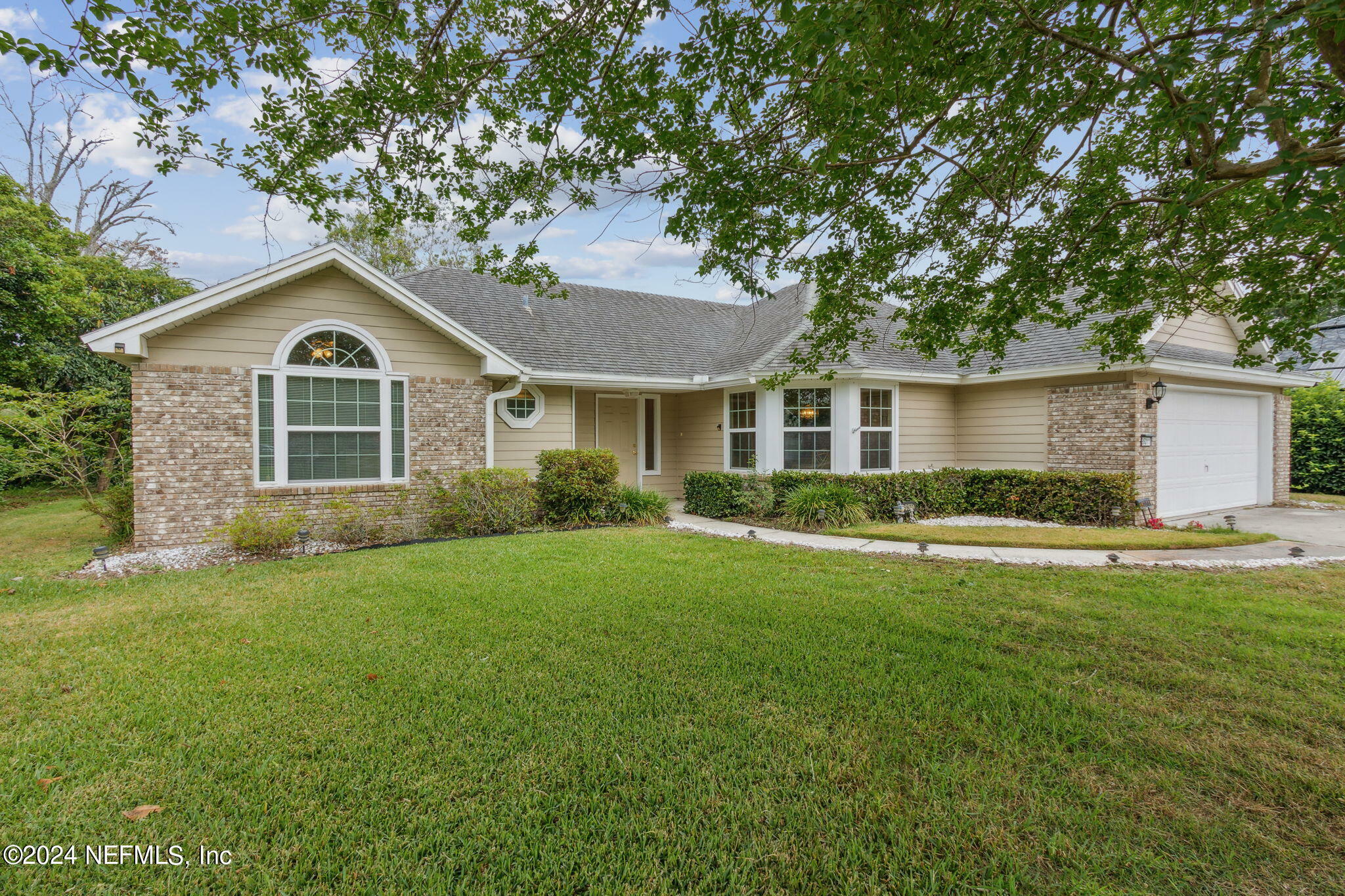 Property Photo:  96011 Overlook Circle  FL 32034 