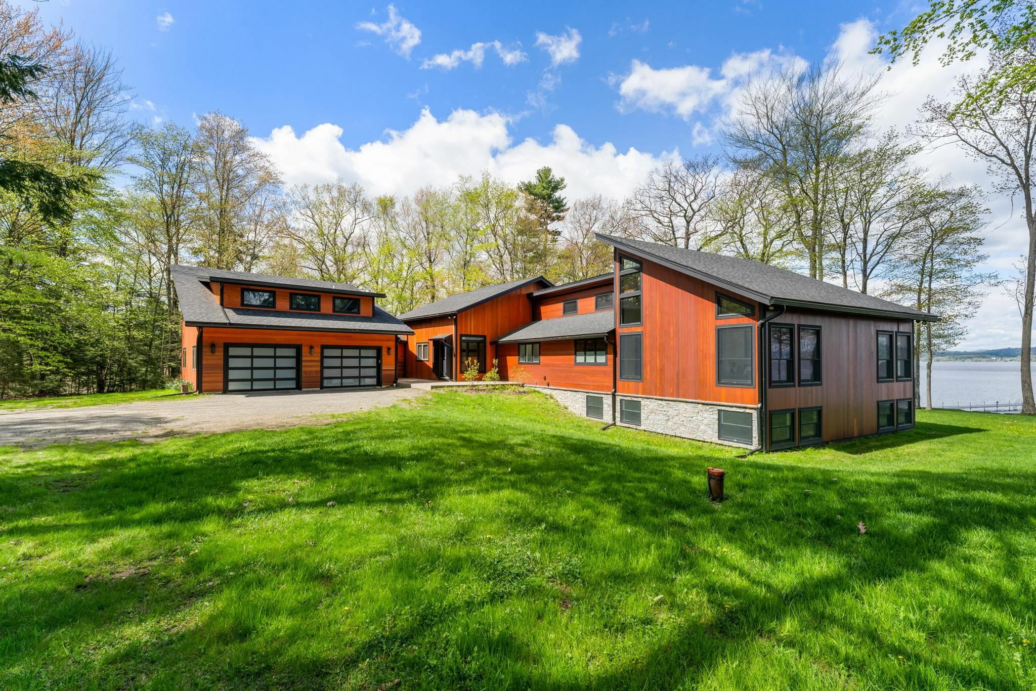 Property Photo:  309 Orrwood Drive  VT 05829 