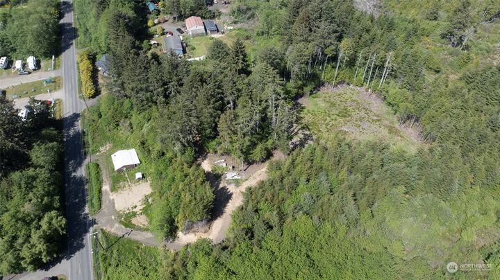 Property Photo:  2724  State Route 109  WA 98569 