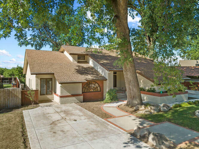 15136 Lipson Avenue  Visalia CA 93292 photo