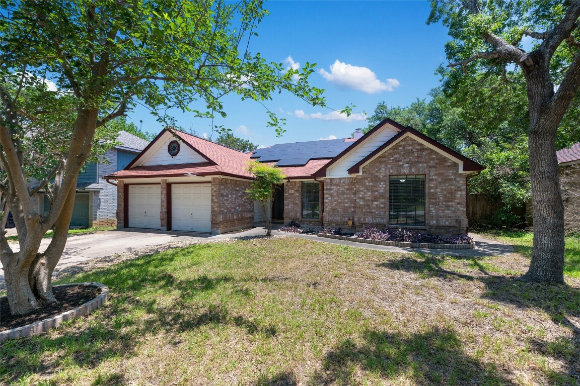 Property Photo:  1800 Parkwood Drive  TX 78641 