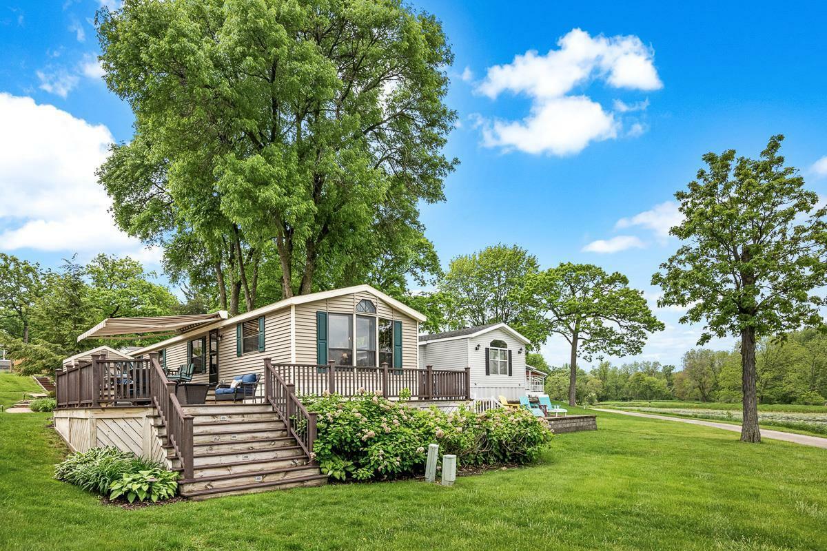 Property Photo:  W1325 Spring Grove Road 6  WI 54971 