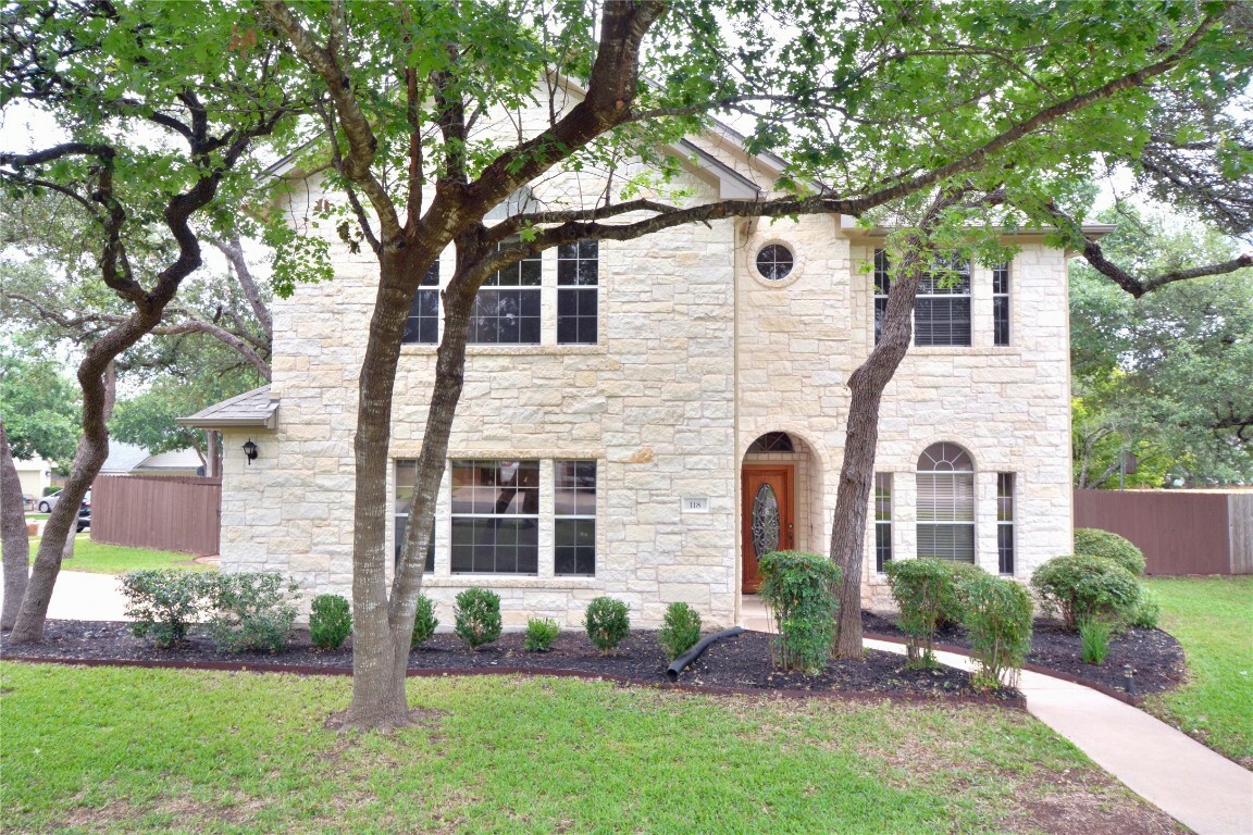 Property Photo:  118 N Winecup Trail  TX 78613 