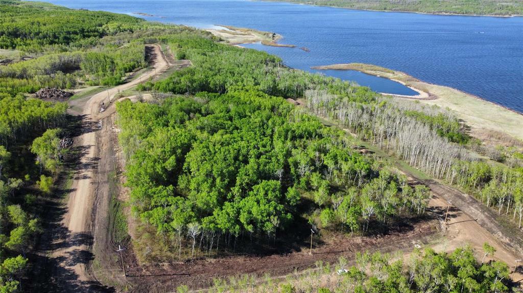 Photo de la propriété:  203 Lake Shore Drive  MB R0J 0X0 