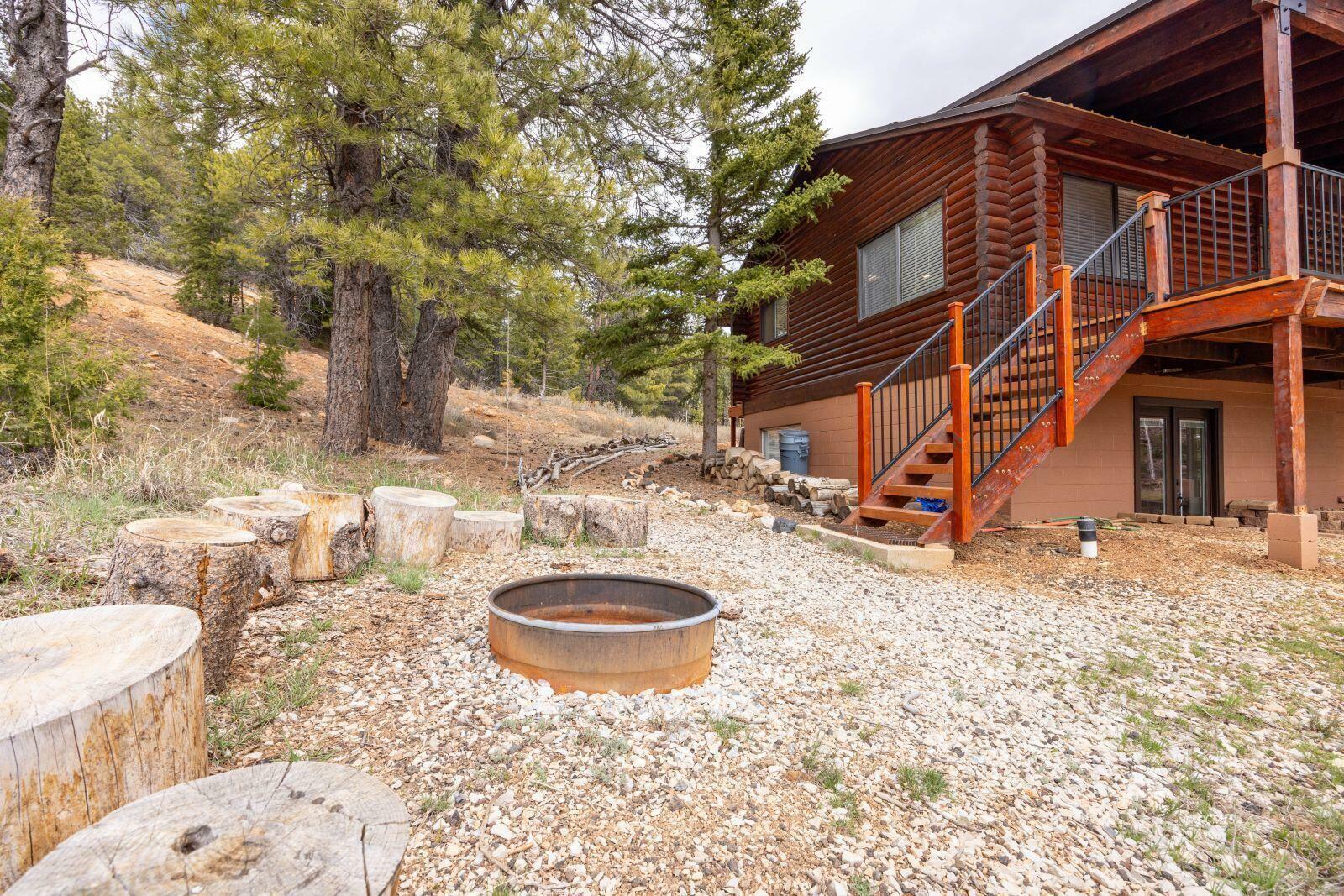 Property Photo:  3215 E Spruce Dr  UT 84762 