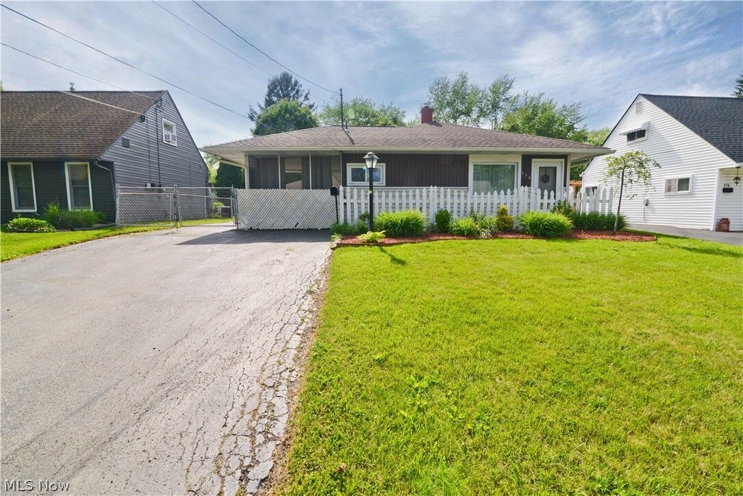 Property Photo: 270 Idlewood Road OH 44515
