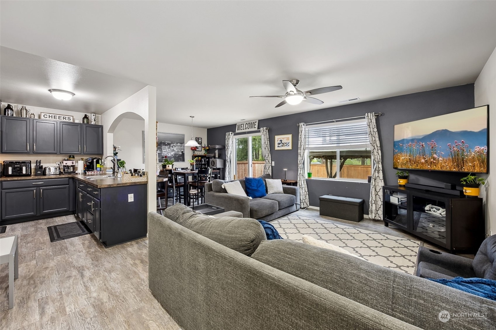 Property Photo: 18701 117th Avenue Ct E WA 98374
