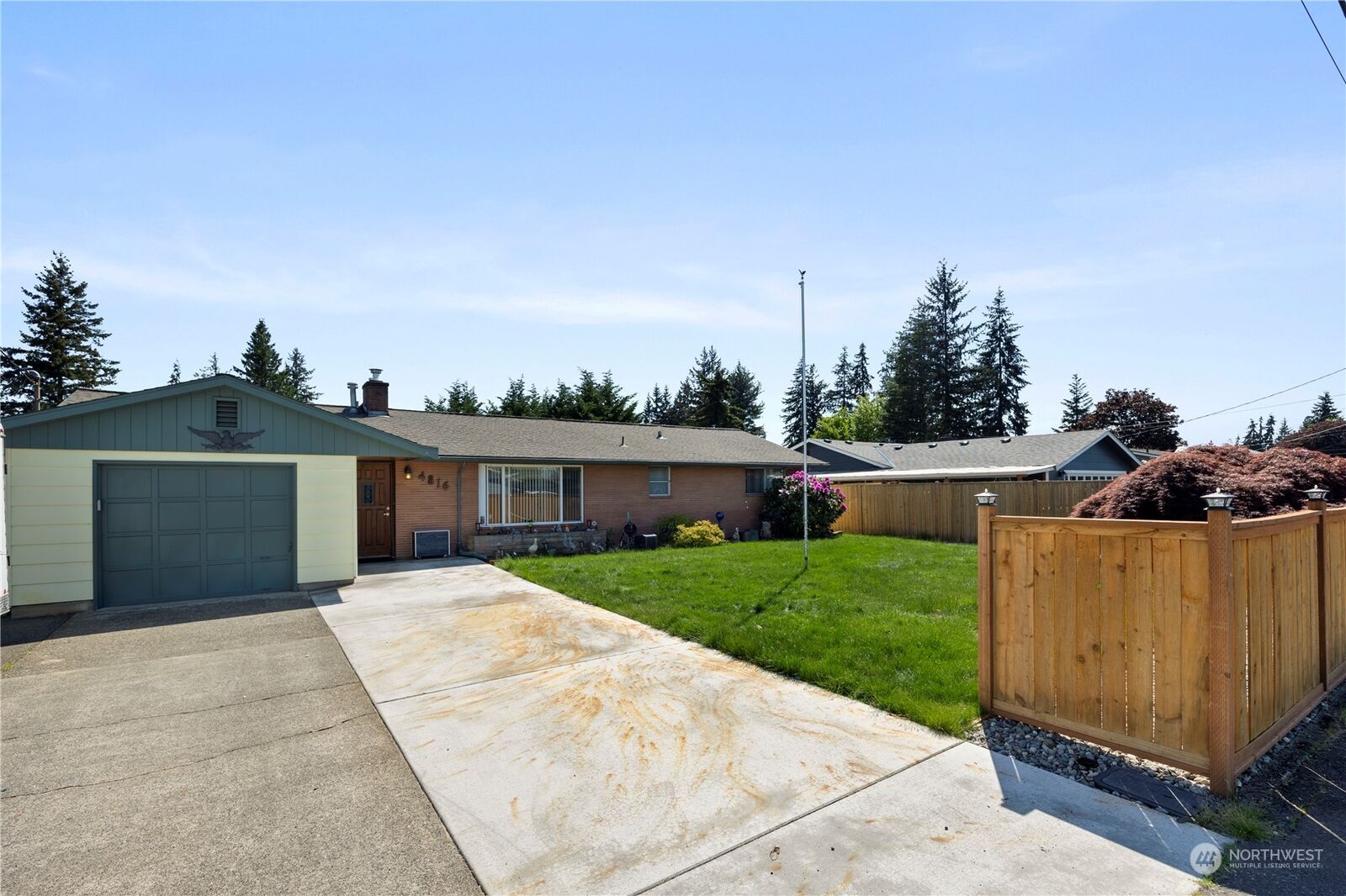 Property Photo: 4816 86th Place NE WA 98270