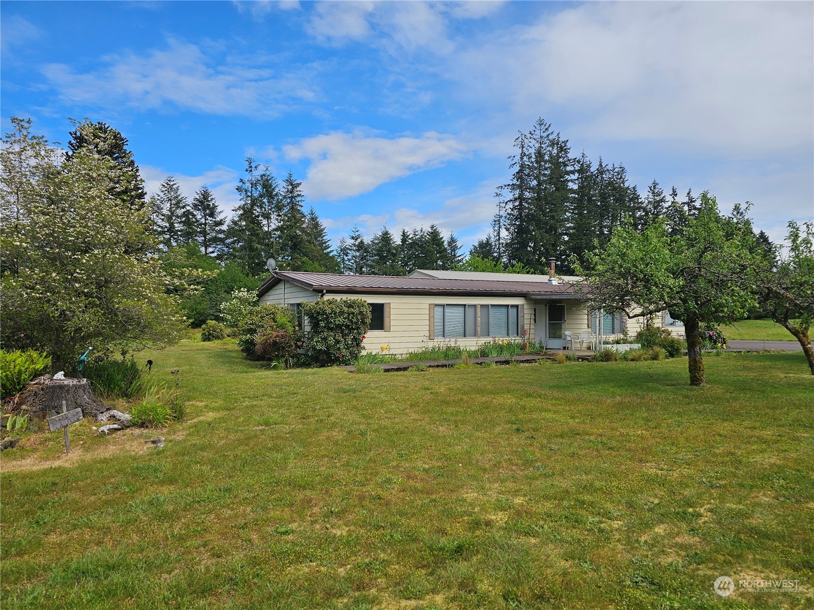 Property Photo:  27 Bartell Road  WA 98568 