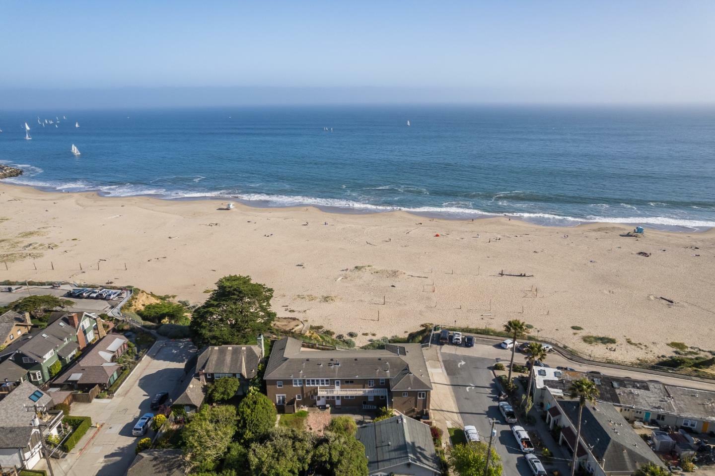 Property Photo:  1703 East Cliff Drive  CA 95062 