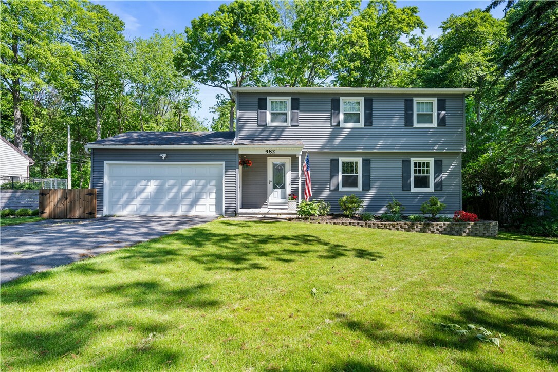 Property Photo:  982 Whitlock Road  NY 14609 