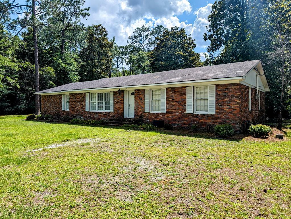 Property Photo:  786 South Elm Street  GA 31546 