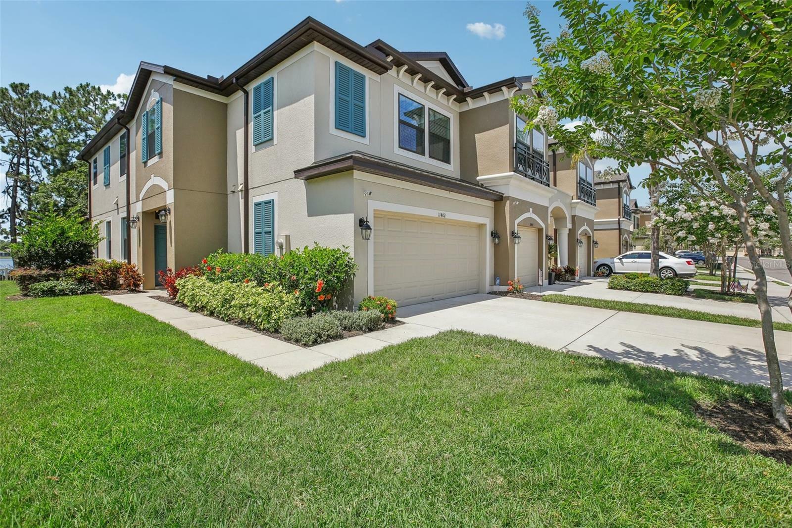 Property Photo: 11402 Crowned Sparrow Lane FL 33626