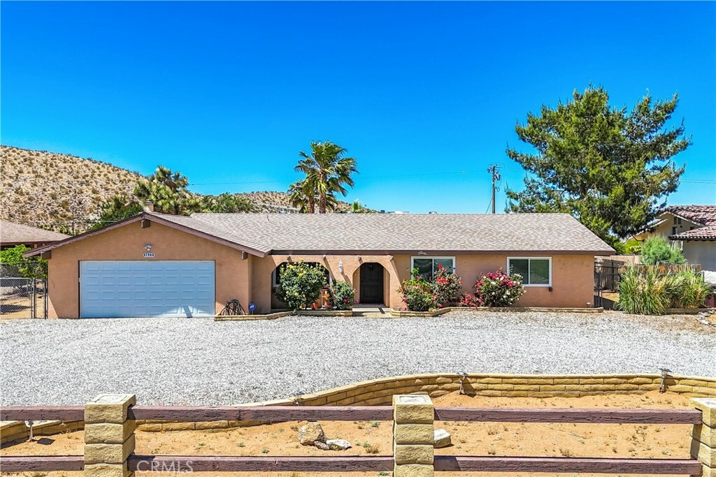 Property Photo:  57946 Desert Gold Drive  CA 92284 