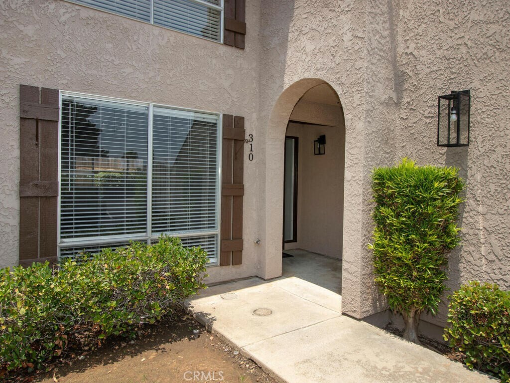 Property Photo:  310 Ivy Lane  CA 92028 