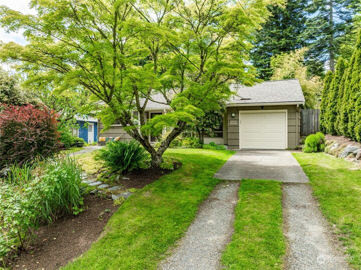 Property Photo:  11021 28th Avenue NE  WA 98125 