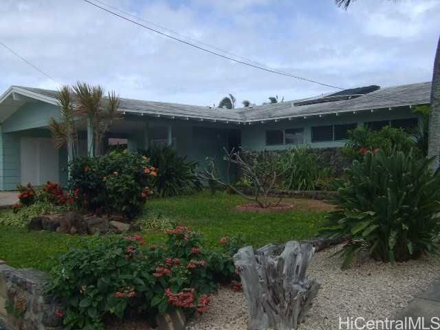 Property Photo:  685 Akoakoa Street  HI 96734 